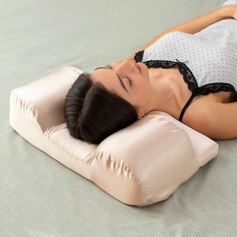 Coussin Cervical Anti-Rides en Satin