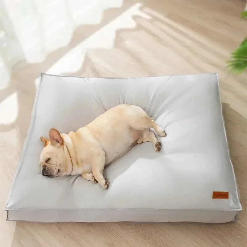 Coussin imperméable pour chien