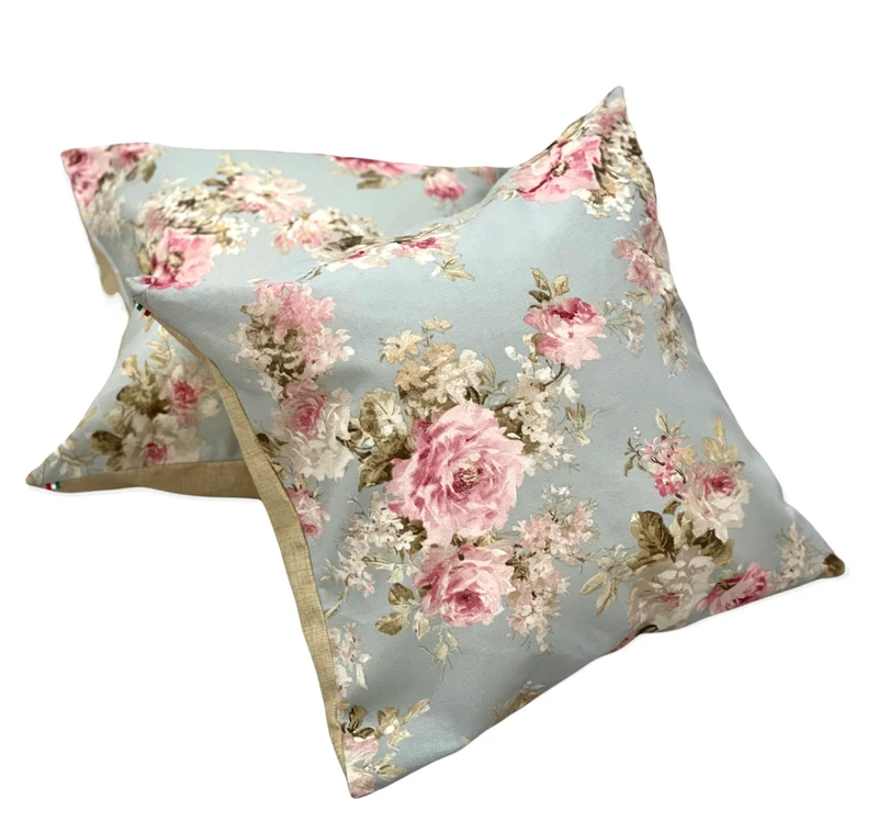 Cuscino Arredo color Tiffani con Rose 48x48cm