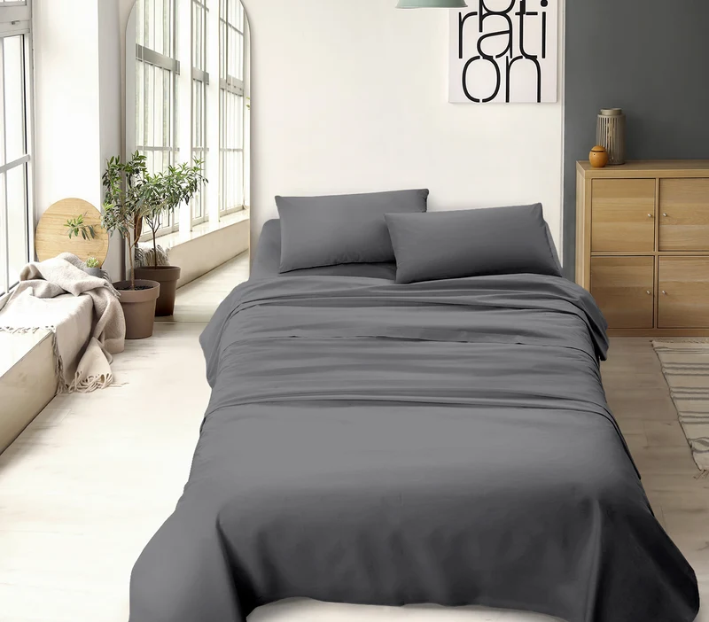 Completo Letto No Stiro Tinta Unita Effetto Raso con Angoli Elasticizzati Made in Italy Il Gruppone